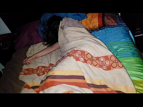 ❤️ Stepson berating rẹ odo stepmother nigba ti o sun. Ibalopo didara ni% yo.pornsos-com.ru ☑
